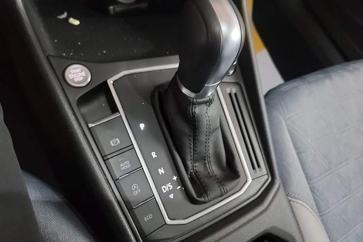 Used Volkswagen Lavida 2023 300TSI DSG Full-Comfort Edition
