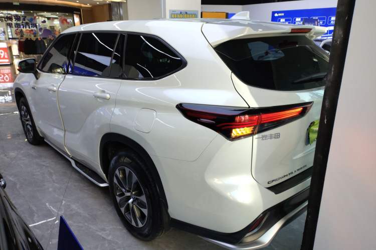 Used Toyota Crown Kluger 2023 2.5L HEV Two-Wheel Drive Entry Version (5 Seats)
