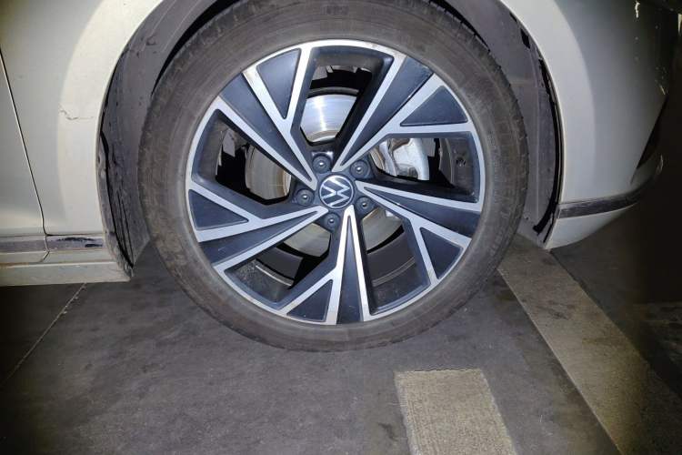 Used Volkswagen Magotan 2021 330TSI DSG 30th Anniversary Edition
