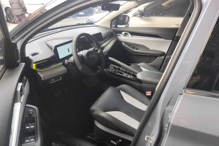 Used Geely Auto Coolray 2022 Bin Yue COOL 1.5TD DCT Ignite Edition
