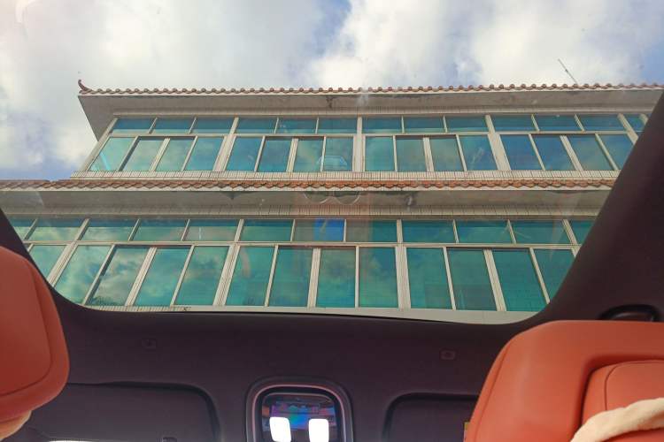 Used  S07 2023 121Max Range-Extended Version