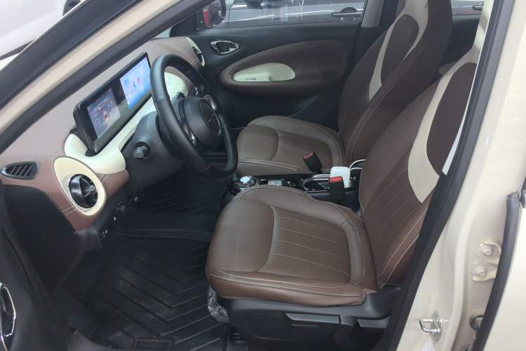 Used Wuling Bingo 2023 333 km Enjoyment Version
