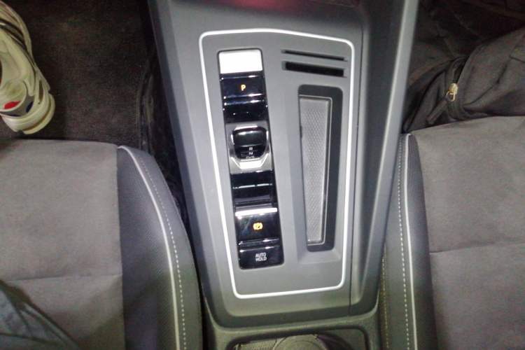 Used Volkswagen Golf 2023 Facelift 280TSI DSG R-Line Lite