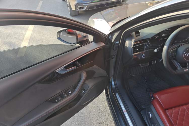 Used Audi S4 2023 S4 Avant 3.0TFSI
