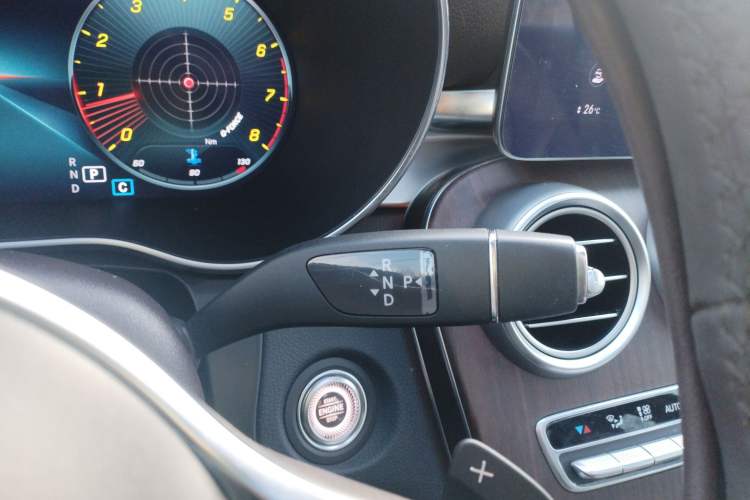 Used Mercedes-Benz GLC 2021 GLC 300 L 4MATIC Dynamic Model