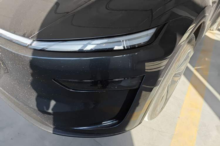 Used Tesla Model Y 2025 Rear-Wheel Drive First Edition
