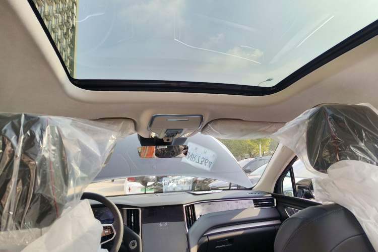 Used Hongqi HS7 PHEV 
