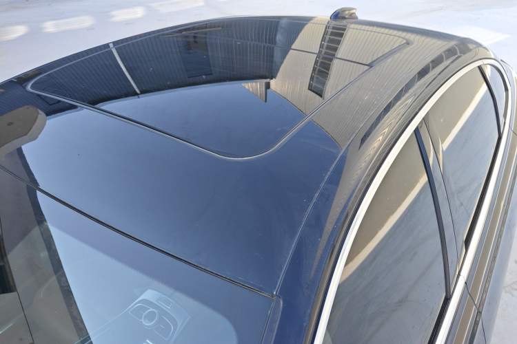 Used Hongqi H9 2023 2.0T Smart Connect Flagship Edition
