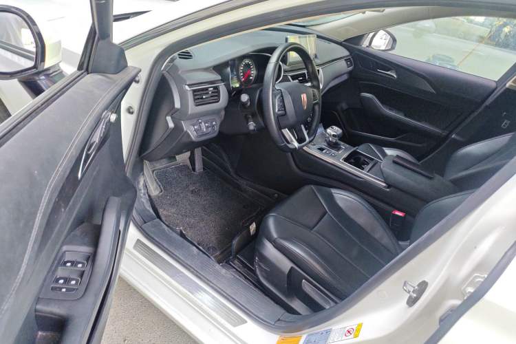 Used Hongqi H5 2022 Classic Model Facelift 1.5T DCT Qiyun Edition
