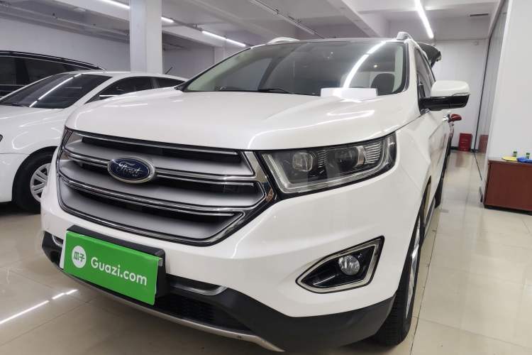 Used Ford Edge 2016 EcoBoost 245 Two-Wheel-Drive Titanium 7-Seater
