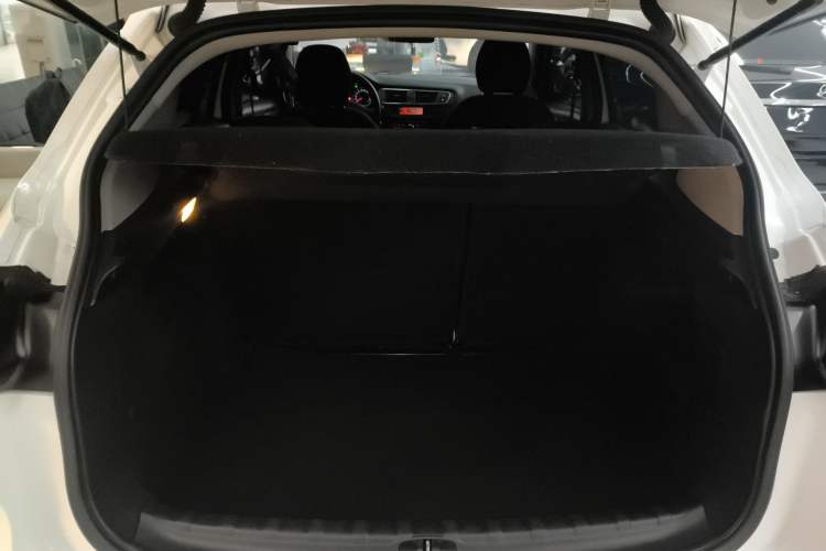 Used Citroen C3-XR 2015 1.6L Automatic Fashion Model