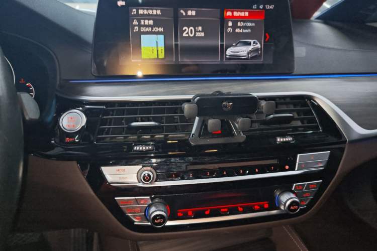 Used BMW 5 Series 2019 Facelifted 530Li Luxury Edition Premium Package
