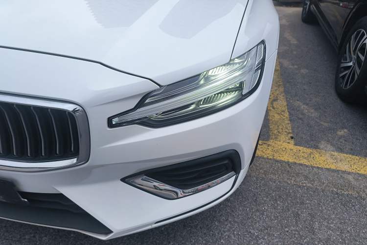 Used Volvo S60 2021 T4 Zhiyi Luxury Edition
