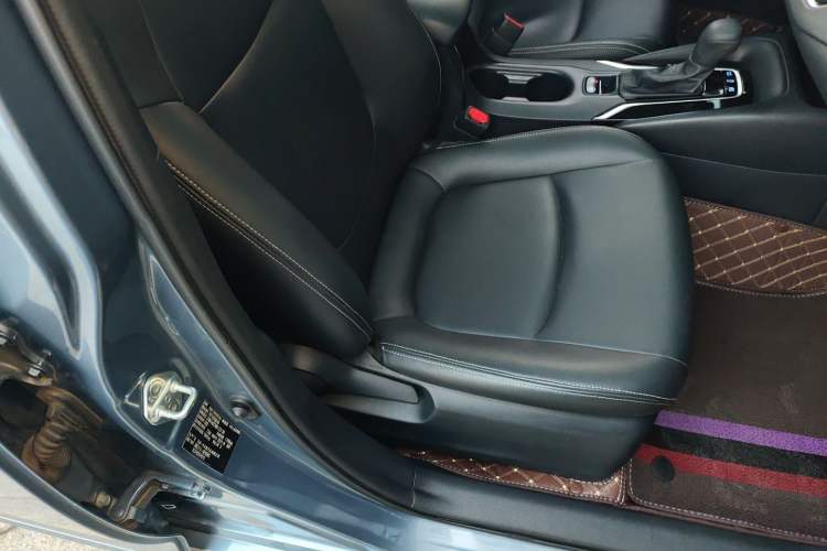 Used Toyota Corolla 2021 Dual-Motor 1.8L E-CVT Elite Edition
