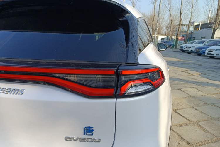 Used BYD Tang New Energy 2019 EV600 Two-Wheel Drive Smart Connectivity Deluxe Model
