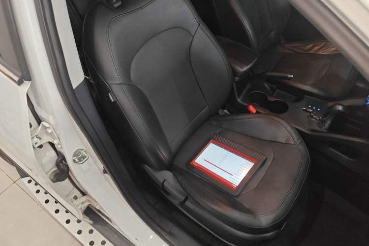 Used Hyundai ix35 2015 2.0L Automatic 2WD Smart Version China V Standard
