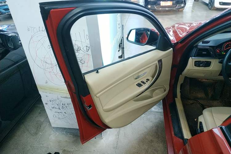 Used BMW 3 Series 2013 320Li Fashion Model