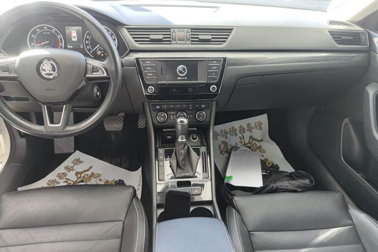 Used Skoda Superb 2016 TSI330 DSG Smart Drive Edition
