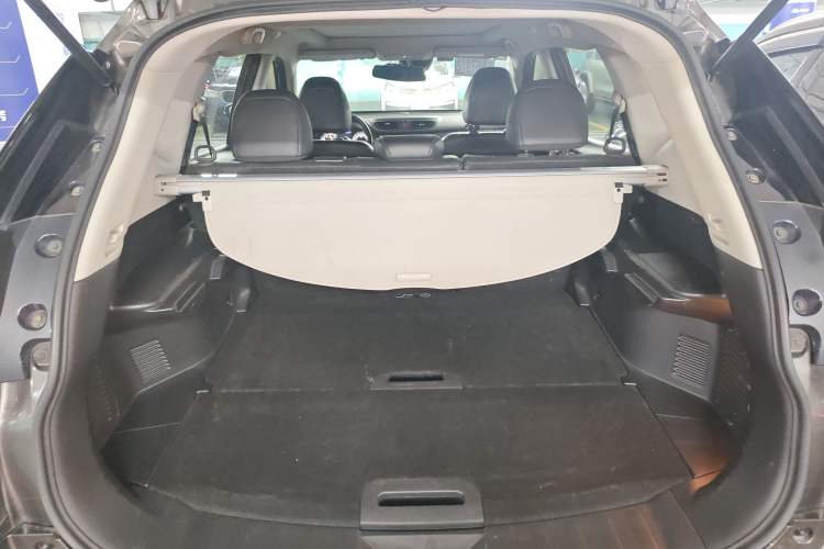 Used Nissan X-Trail 2020 2.0L XL Premium CVT 2WD SmartConnect Luxury Edition
