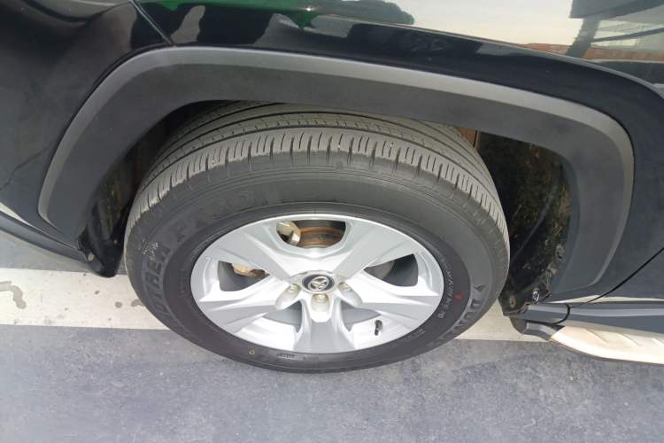 Used Toyota RAV4 2023 2.0L CVT Two-Wheel Drive Urban Edition
