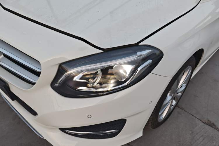 Used Mercedes-Benz B-Class 2015 B 200 Fashion Model
