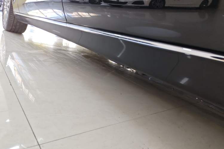 Used Mercedes-Benz E-Class 2021 E 300 L Stylish Model
