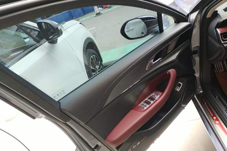 Used Hongqi H5 2024 2.0T Automatic Smart Connect Flagship Edition
