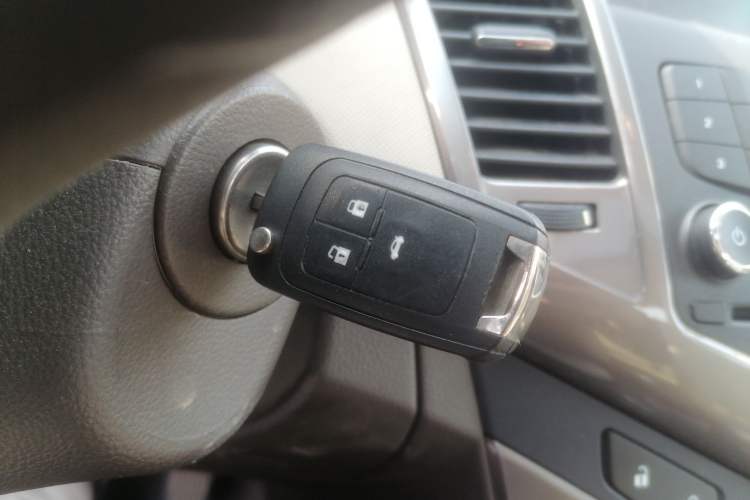 Used Chevrolet Cruze 2015 1.5L Classic SE AT
