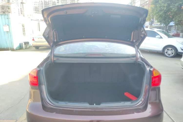 Used Kia K3 2015 1.6L Manual GLS
