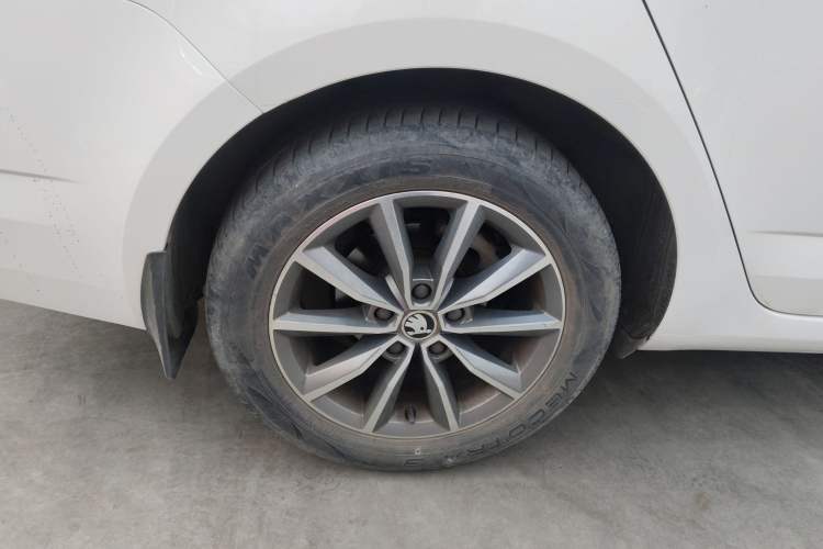 Used Skoda Octavia 2019 1.5L Manual SmartDrive Comfort Edition China V Standard
