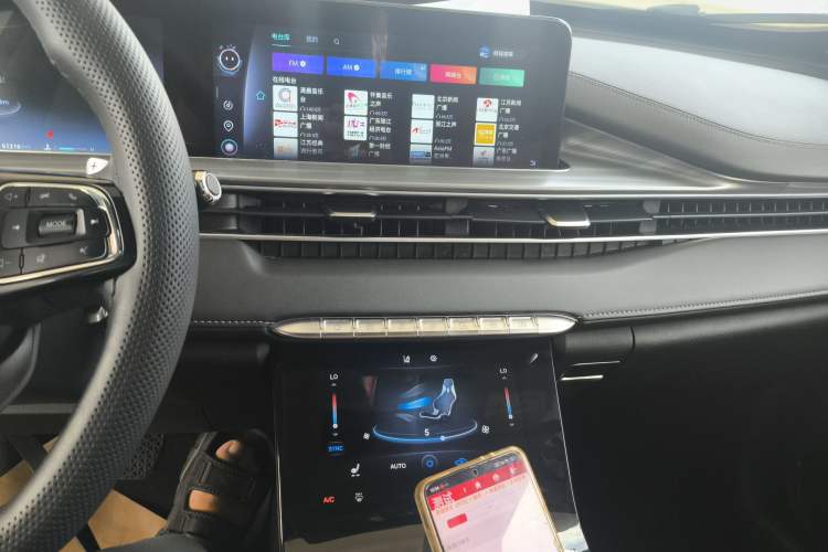 Used Chery Tiggo 8 PLUS 2021 290TGDI DCT Luxury Edition
