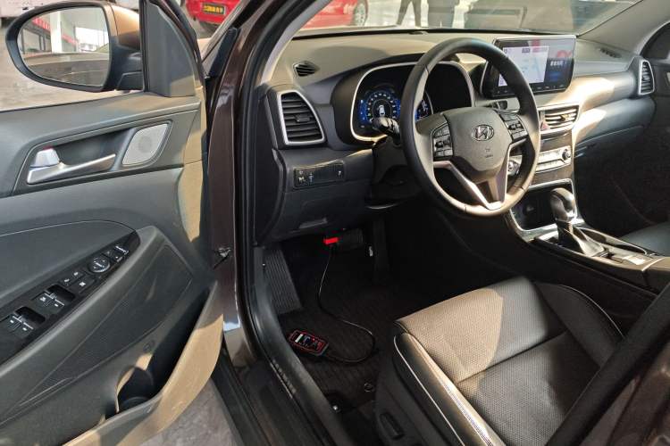 Used Hyundai Tucson 2019 280TGDi Dual-Clutch Two-Wheel Drive Fashion Edition China V Standard