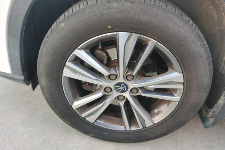 Used BYD Song Pro 2019 1.5T Automatic Prestige Model
