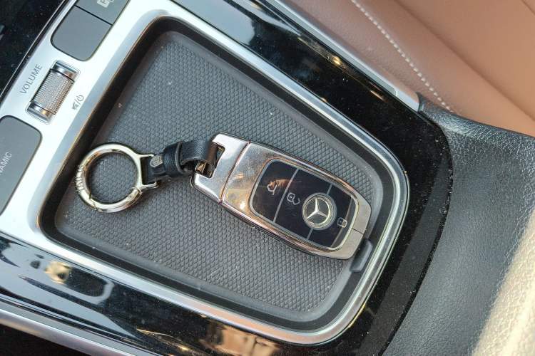 Used Mercedes-Benz GLB 2024 Refresh GLB 220 Dynamic Edition
