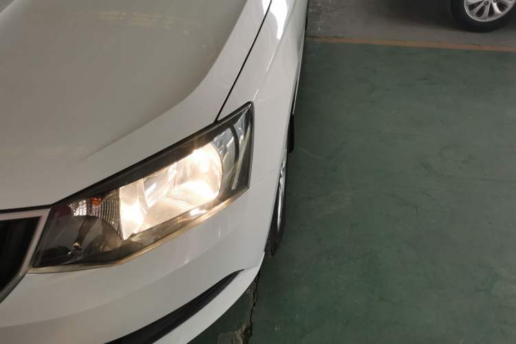 Used Skoda Fabia 2016 1.4L Automatic Car Enjoy Edition