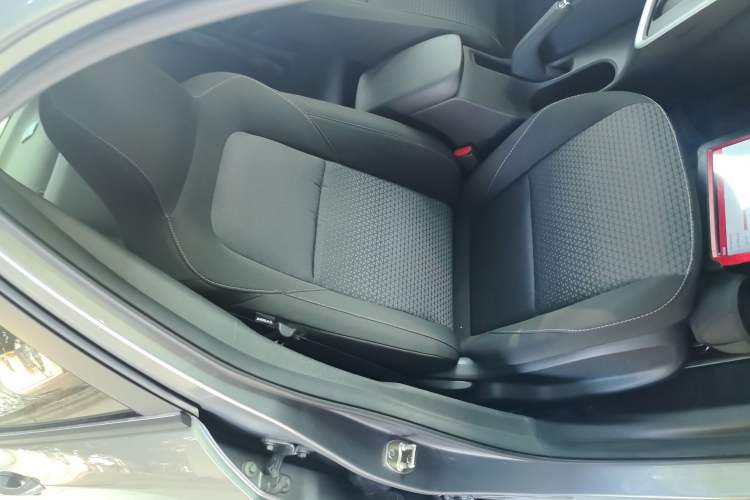 Used Chevrolet Cavalier 2020 325T Automatic Enjoyment Edition
