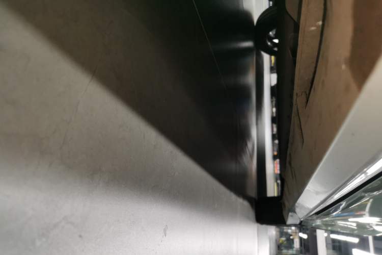 Used ORA White Cat 2022 Xiaoyue Mao Edition 360 km Luxury Model Lithium NMC
