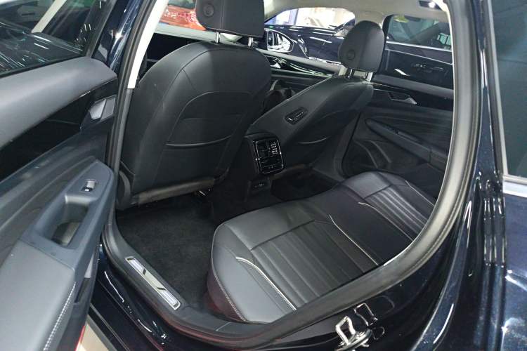 Used Volkswagen Passat New Energy 2023 430 PHEV Hybrid Elite Edition