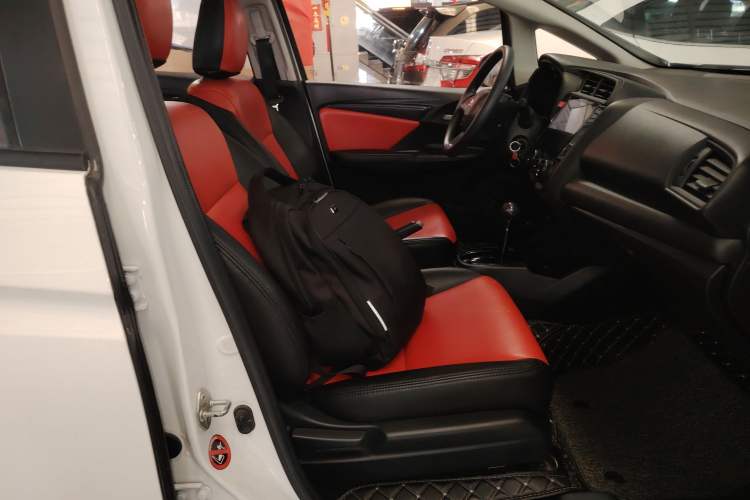 Used Honda Fit 2016 1.5L LXS CVT Comfort Sunroof Version