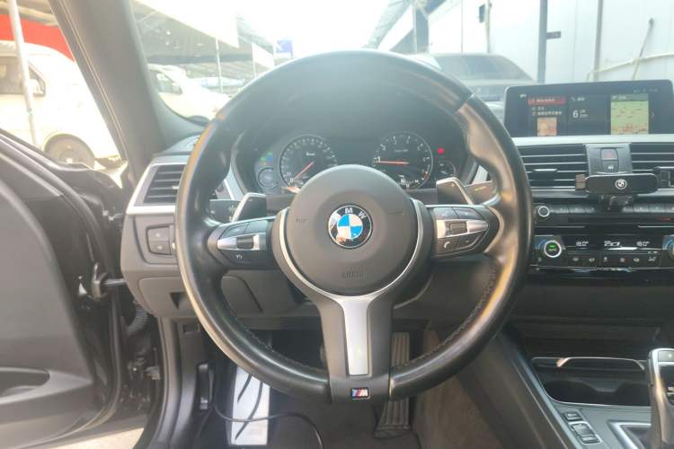 Used BMW 3 Series 2018 320i M Sport Night Edition
