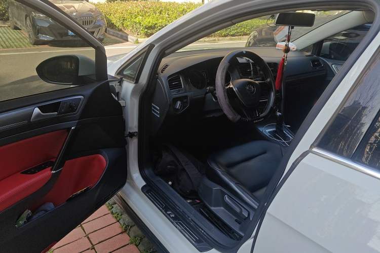 Used Volkswagen Golf 2015 1.4TSI Automatic Comfort Model