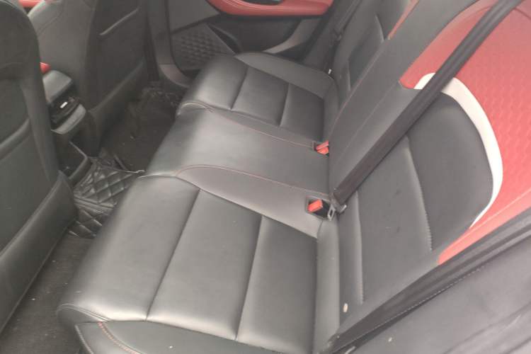 Used MG 5 2022 180 DVVT CVT Youth Luxury Edition
