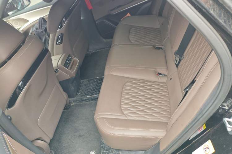 Used BYD Han 2023 DM-i Champion Edition 121KM Prestige Model