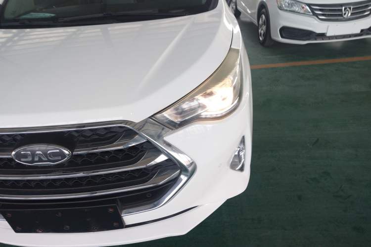 Used  Refine S3 2017 1.5L Manual Luxury Model
