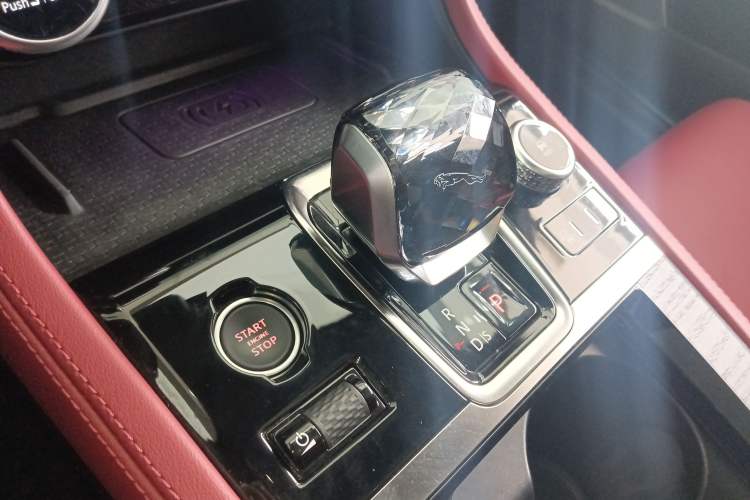 Used Jaguar XFL 2022 XFL 2.0T P250 Two-Wheel-Drive Elite Sport Edition
