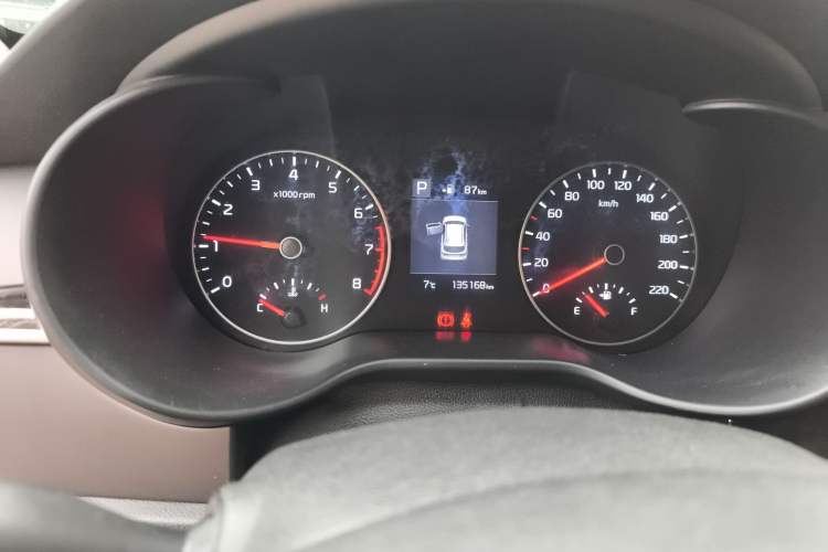 Used Kia KX Cross 2017 1.4L AT GLS
