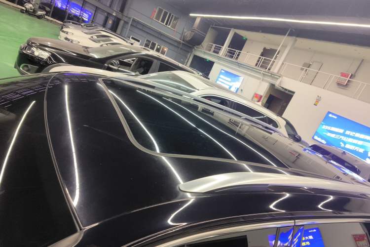 Used Volkswagen Tiguan L 2019 330TSI Automatic Two-Wheel Drive Panoramic Comfort Edition China V Standard
