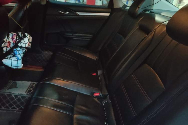 Used Honda Civic 2016 220TURBO CVT Luxury Edition
