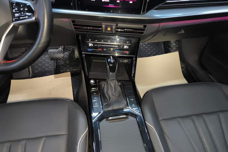 Used Volkswagen Passat 2024 380TSI Luxury Edition