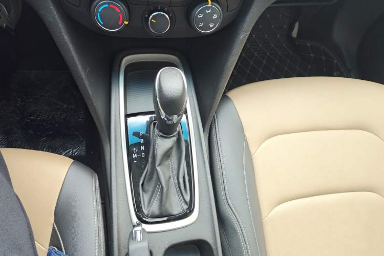 Used Chevrolet Monza 2020 320 Automatic Enjoyment Edition
